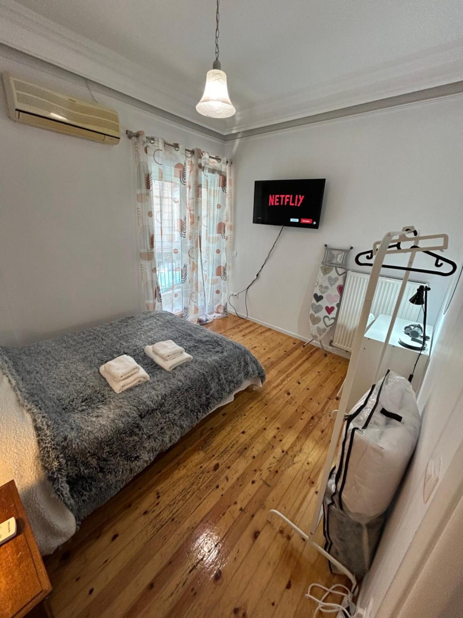 Calm Corner Delfon Apartment Thessaloniki Exterior photo